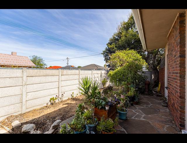 3 BEDROOM FREEHOLD SOLD IN CHURCHILL ESTATE